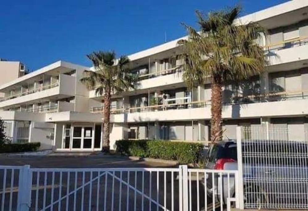 100 M De La Plage - Les Cigales De Mer - Studio Cabine - Parking Le Grau-du-Roi Extérieur photo