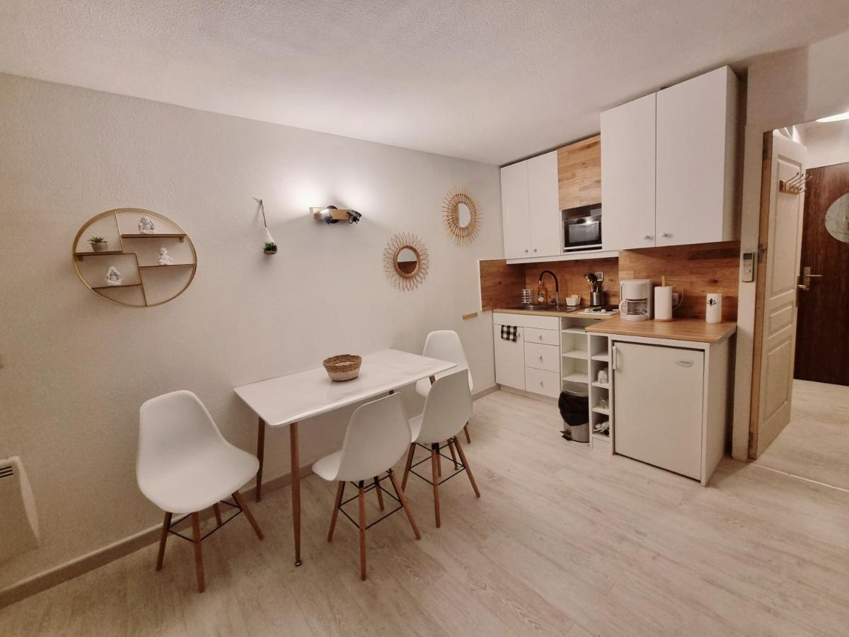 100 M De La Plage - Les Cigales De Mer - Studio Cabine - Parking Le Grau-du-Roi Extérieur photo