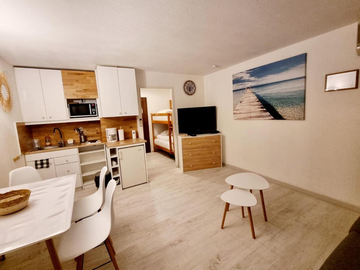 100 M De La Plage - Les Cigales De Mer - Studio Cabine - Parking Le Grau-du-Roi Extérieur photo