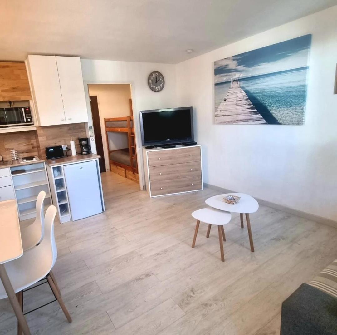 100 M De La Plage - Les Cigales De Mer - Studio Cabine - Parking Le Grau-du-Roi Extérieur photo