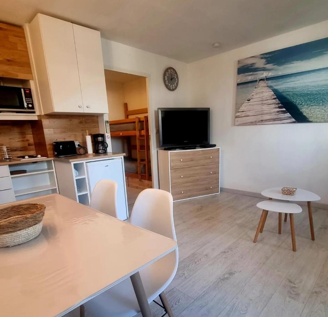 100 M De La Plage - Les Cigales De Mer - Studio Cabine - Parking Le Grau-du-Roi Extérieur photo